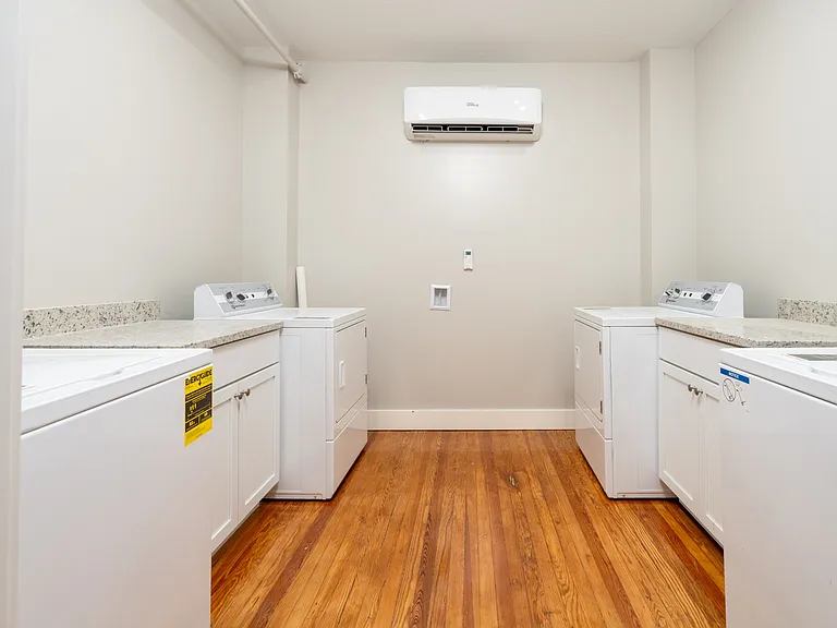 2328 E Douglas Ave — Photo 18