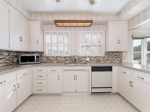 4th image of 6502 Costello Ave