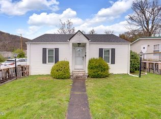 1005 Siam Rd, Elizabethton, TN 37643