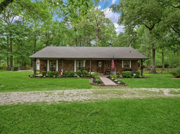 733 County Road 6763, Dayton, TX 77535