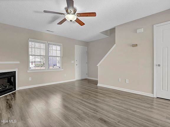 5th image of 111 Croatan Court