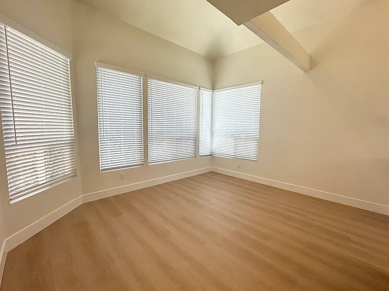 2737 Forest Park Ln — Photo 22