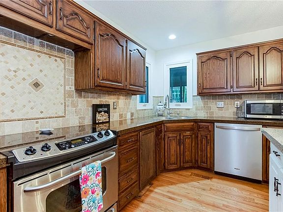 4th image of 14838 S Navaho Dr