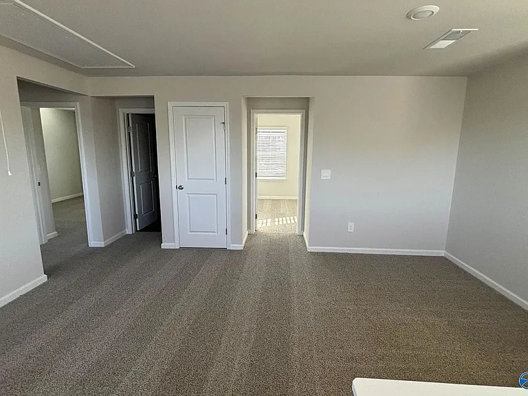 8204 Huspa Ave — Photo 21