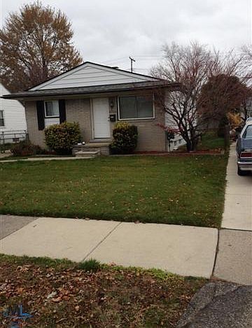 1st image of 23068 Blackett Ave
