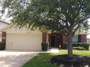 9302 Aberdeen Lake Dr, Houston, TX 77095