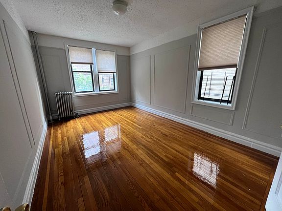 5th image of 47 Seaman Ave #3C