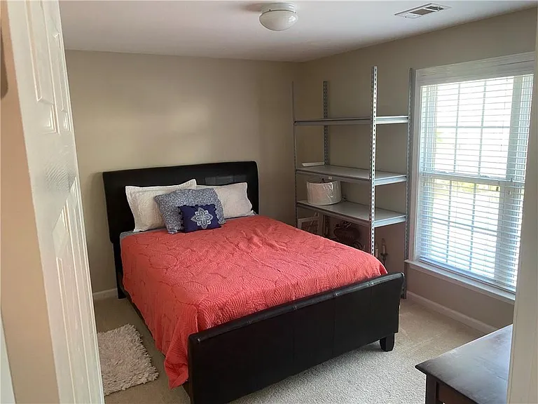 294 Balaban Cir — Photo 14