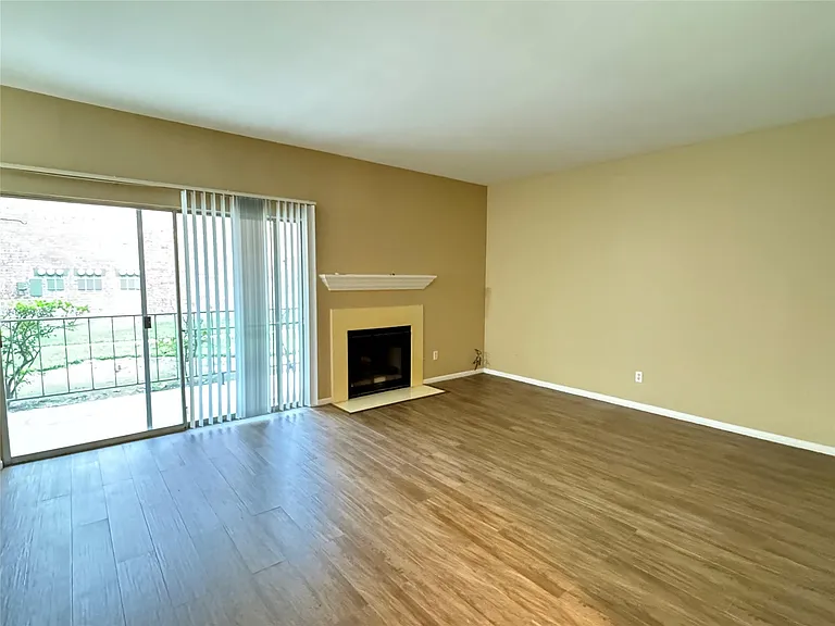 6500 Harbor Town Dr #3401 — Photo 6