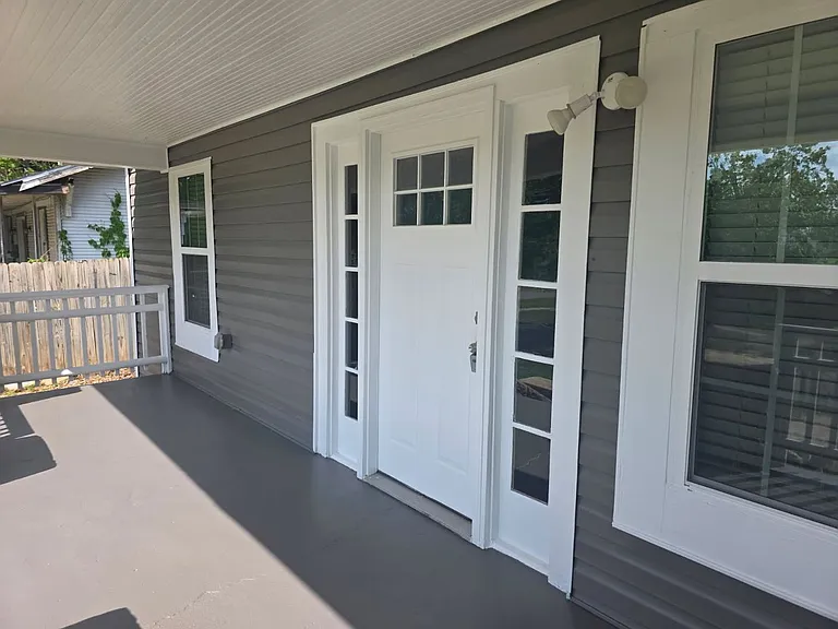 517 N Main St — Photo 4