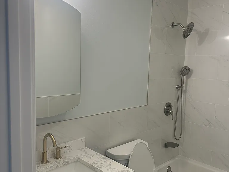 65 Cox Ave — Photo 15