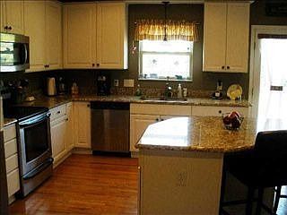 5th image of 6266 Manteo Dr
