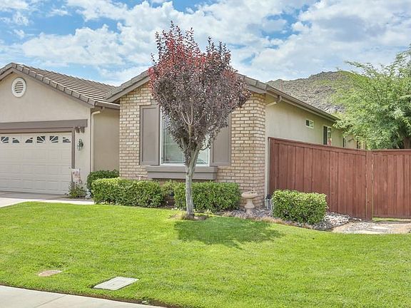 4th image of 379 Cabrera Dr