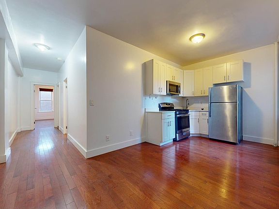 4th image of 4335 42nd St APT 2C