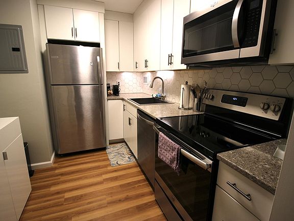 2nd image of 60 Longwood Ave APT 705