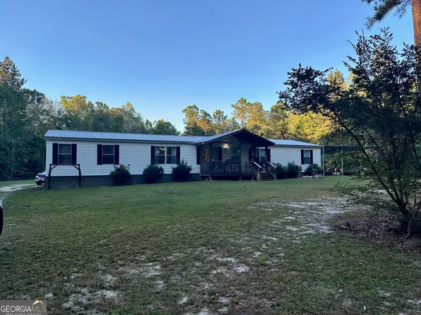 216 Skye View Dr, Statesboro, GA 30458