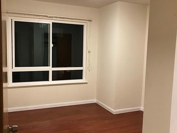 end bedroom