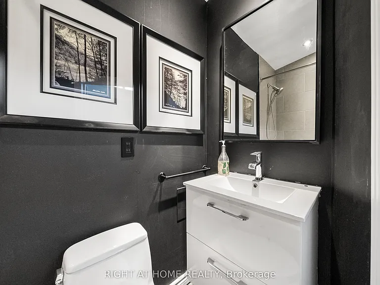 14 Wascana Ave — Photo 29