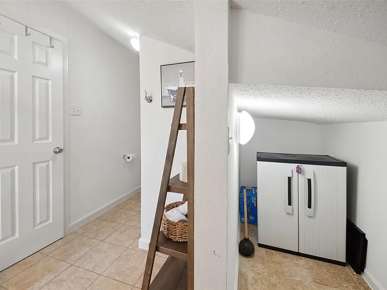 1105 Tulane St #B — Photo 16