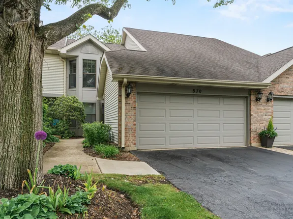 870 N Auburn Woods Dr, Palatine, IL 60067