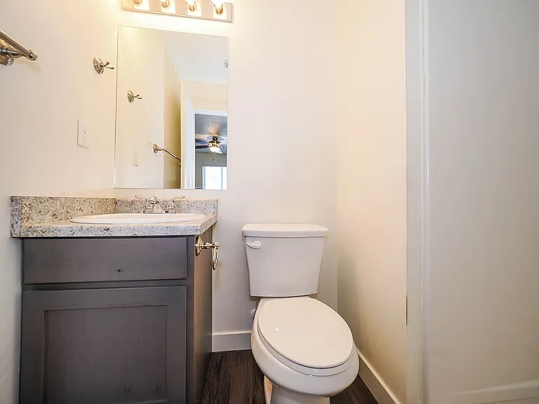 634 N 130 E — Photo 13
