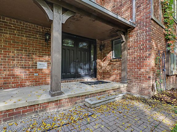 5th image of 27155 Drake Rd