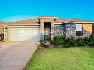 4313 Moonlight Rd, Mustang, OK 73064