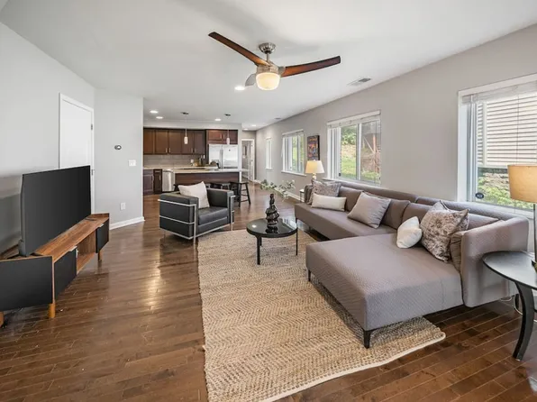 2201 Reading Rd, Cincinnati, OH