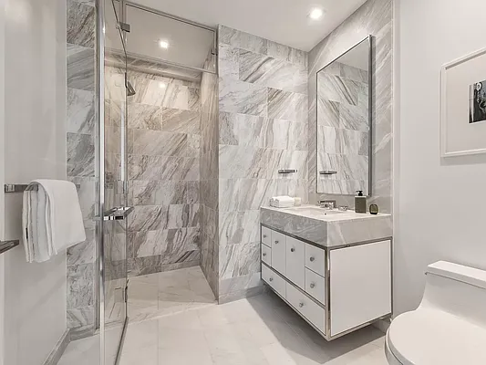 Rented by Platinum Properties | media 18