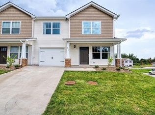 27 Malcolm Ct, Candler, NC 28715