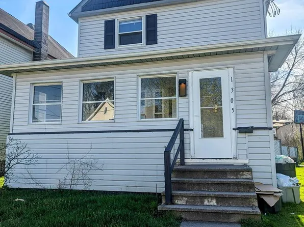 1305 Pratt St, Elmira, NY 14901