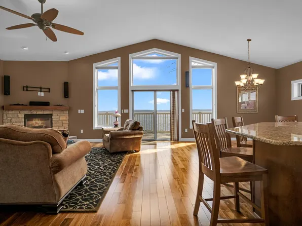 N8809 Lakeshore DRIVE #3, Van Dyne, WI 54979