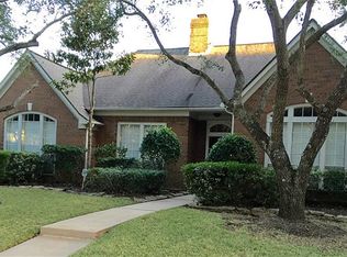 4811 Durham Ln, Sugar Land, TX 77479