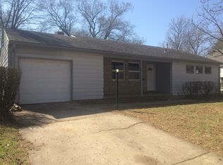 305 E Porte Cimi Pas St, Kansas City, MO 64114