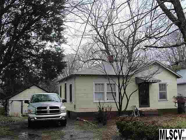 1st image of 2131 N Thomas Ave