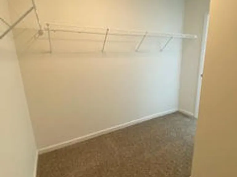 Quail Run Apartments and Townhomes — Photo 16