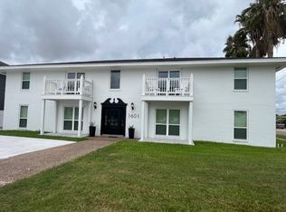 1601 Ocean Dr #3, Corpus Christi, TX 78404