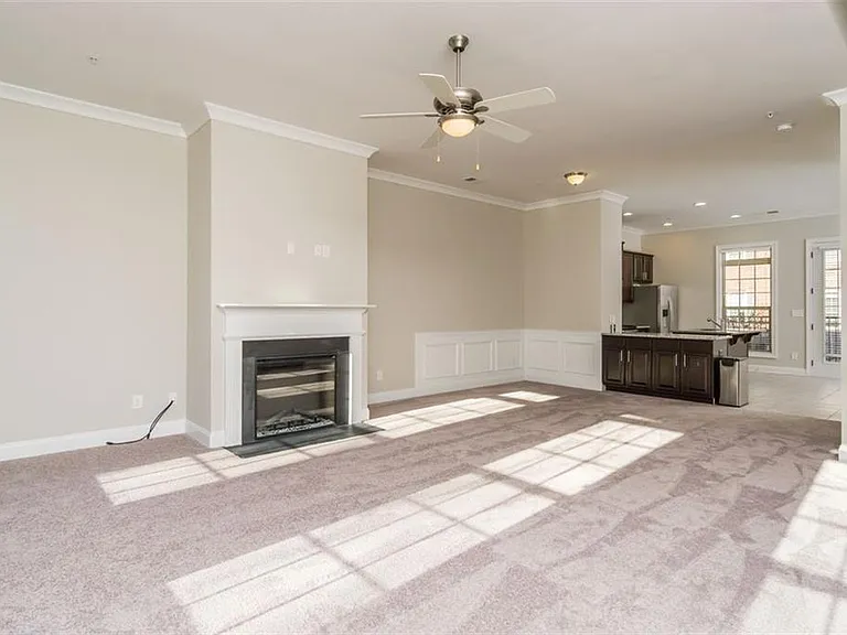 2256 Tenor Ln — Photo 11