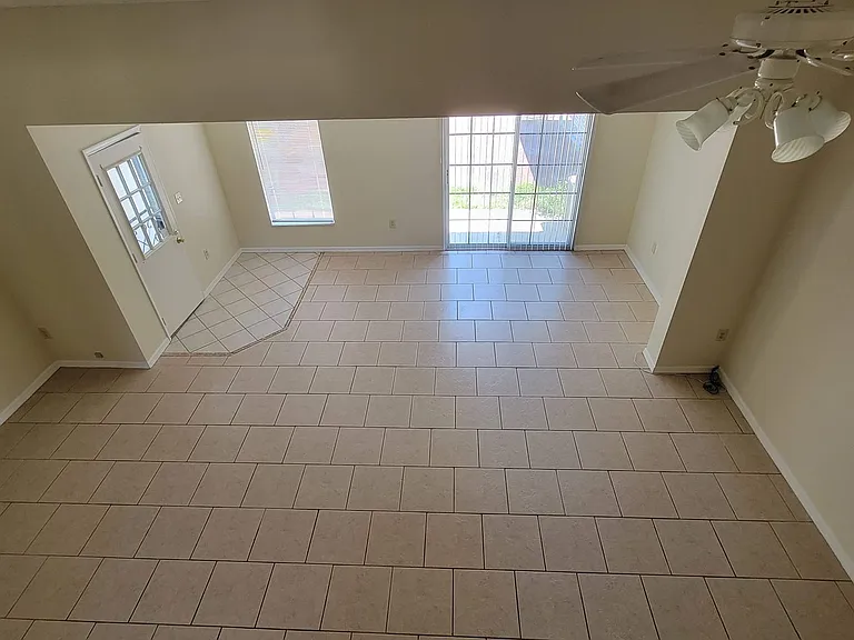 611 W Oak Terrace Dr — Photo 16