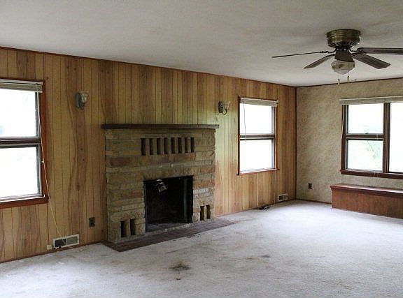 3rd image of 7911 E Dale Ct