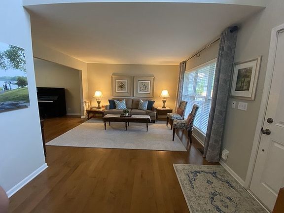 2nd image of 1775 Barnett Ln