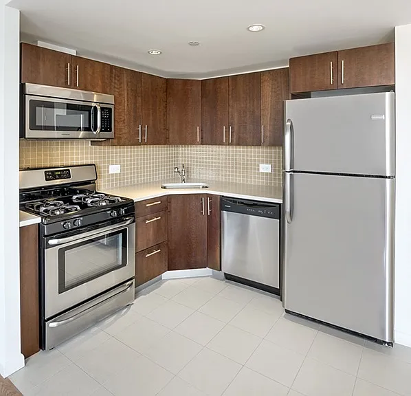 2638 21st St #3G — Photo 16