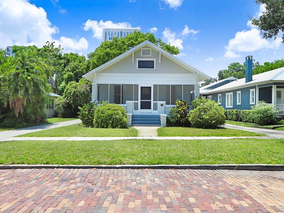 Historic Lake Eola Heights District Bungalow in the heart of downtown Orlando - Newly Painted