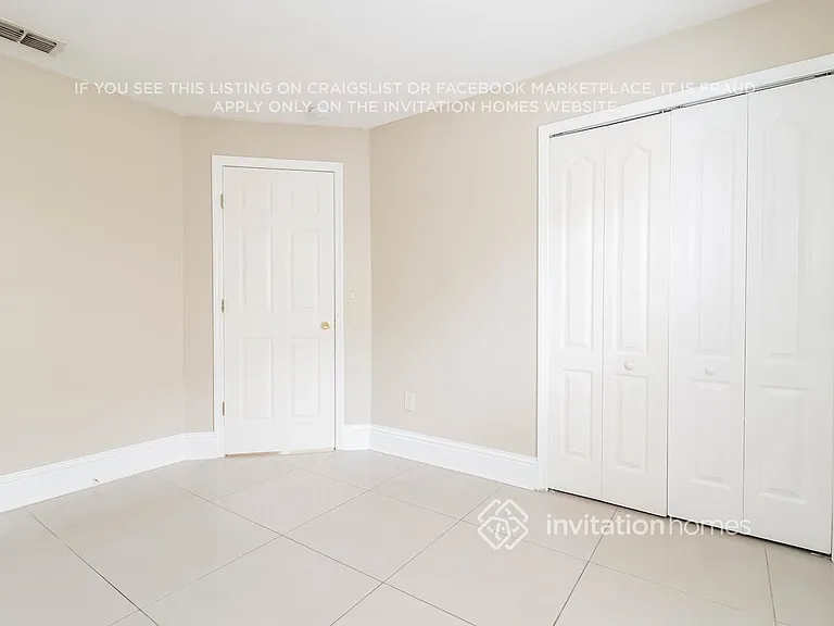 7918 Hidden Hollow Dr — Photo 13