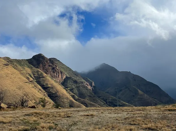 LOT 4 Ehehene St Unit A, Lahaina, HI 96761