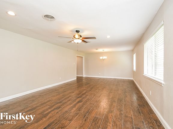 3rd image of 5216 Morley Ave