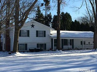 144 Paddy Hill Dr, Rochester, NY 14616