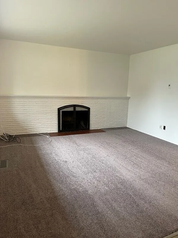 3 bed, 2.0 bath, 1500 sqft, $3,475 — Photo 2