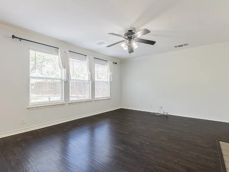 10703 Tiger Chase — Photo 12