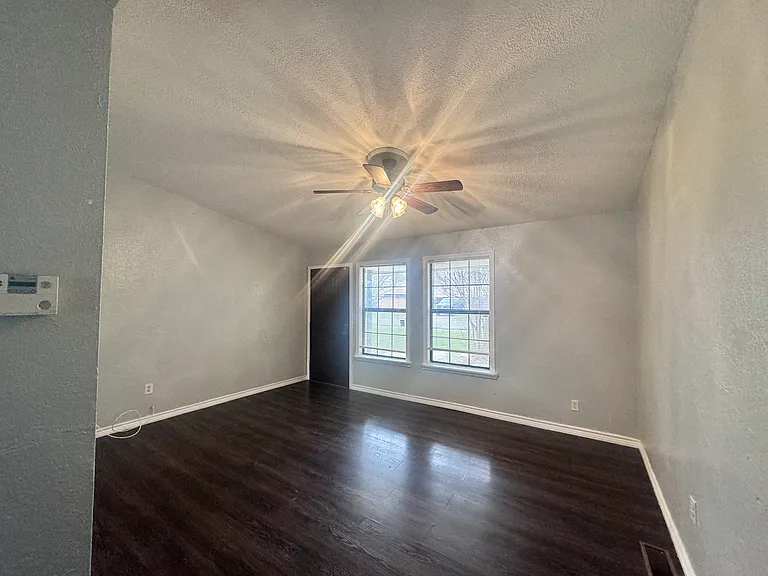 4327 Hughes Dr — Photo 8